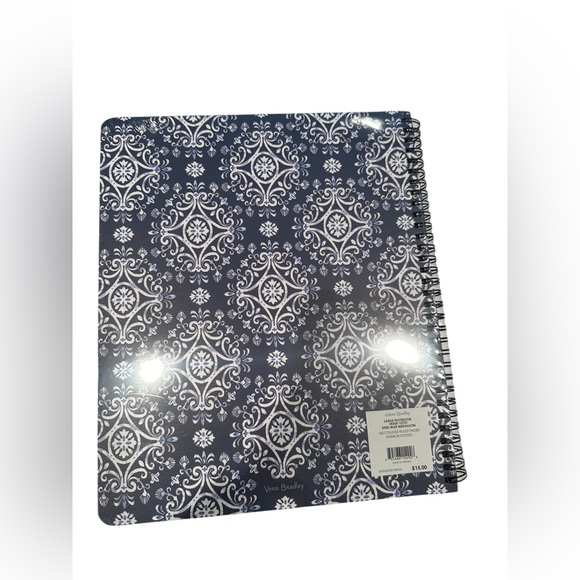 Vera Bradley Notebook and Pen Set in Steel Blue Medallion - Picture 3 of 6